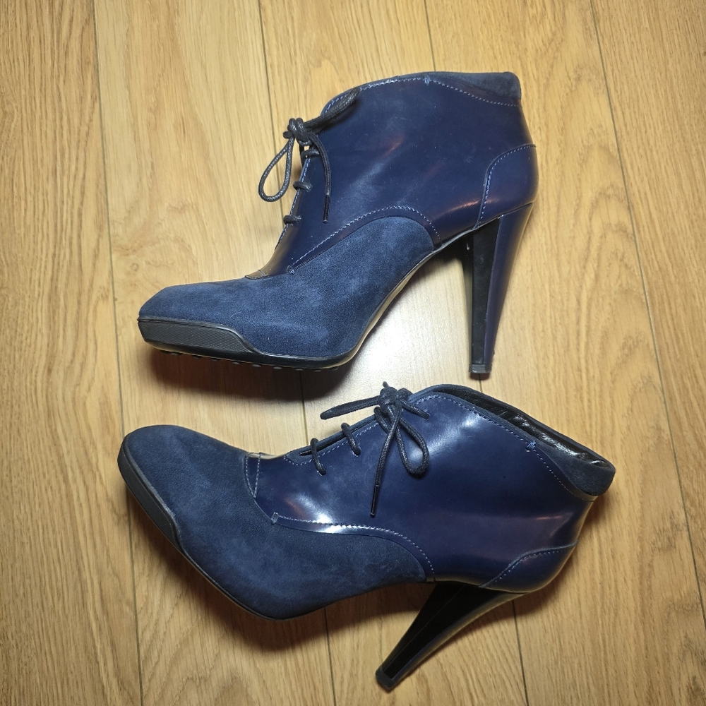 Tod's Booties- 6.5* Read Description